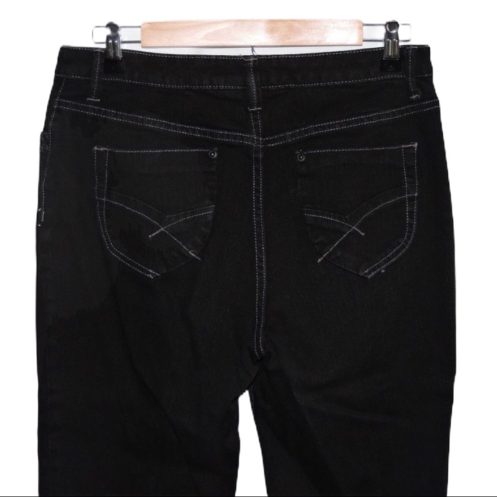 Chicos 1 Platinum Jeans Capri Ultimate Fit Dark - Picture 5 of 5
